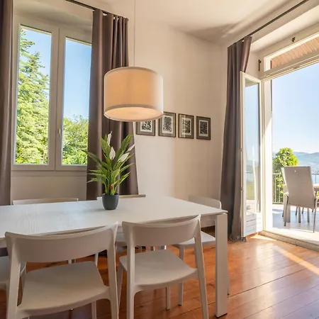 Perondi Apartment Stresa