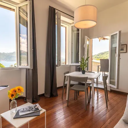 Perondi Apartment Stresa