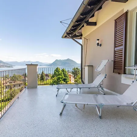 Perondi Apartment Stresa