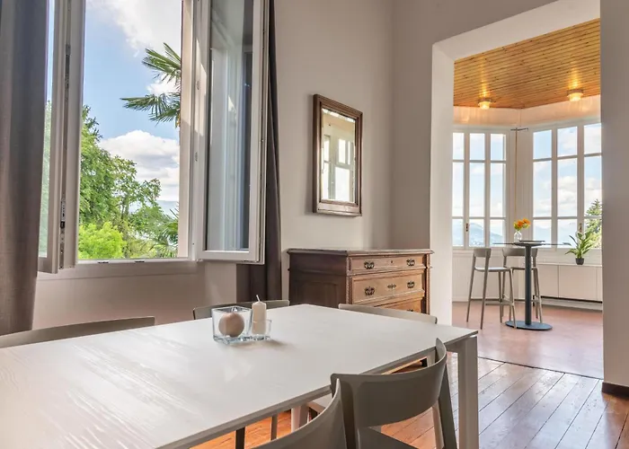 Perondi Apartment Stresa